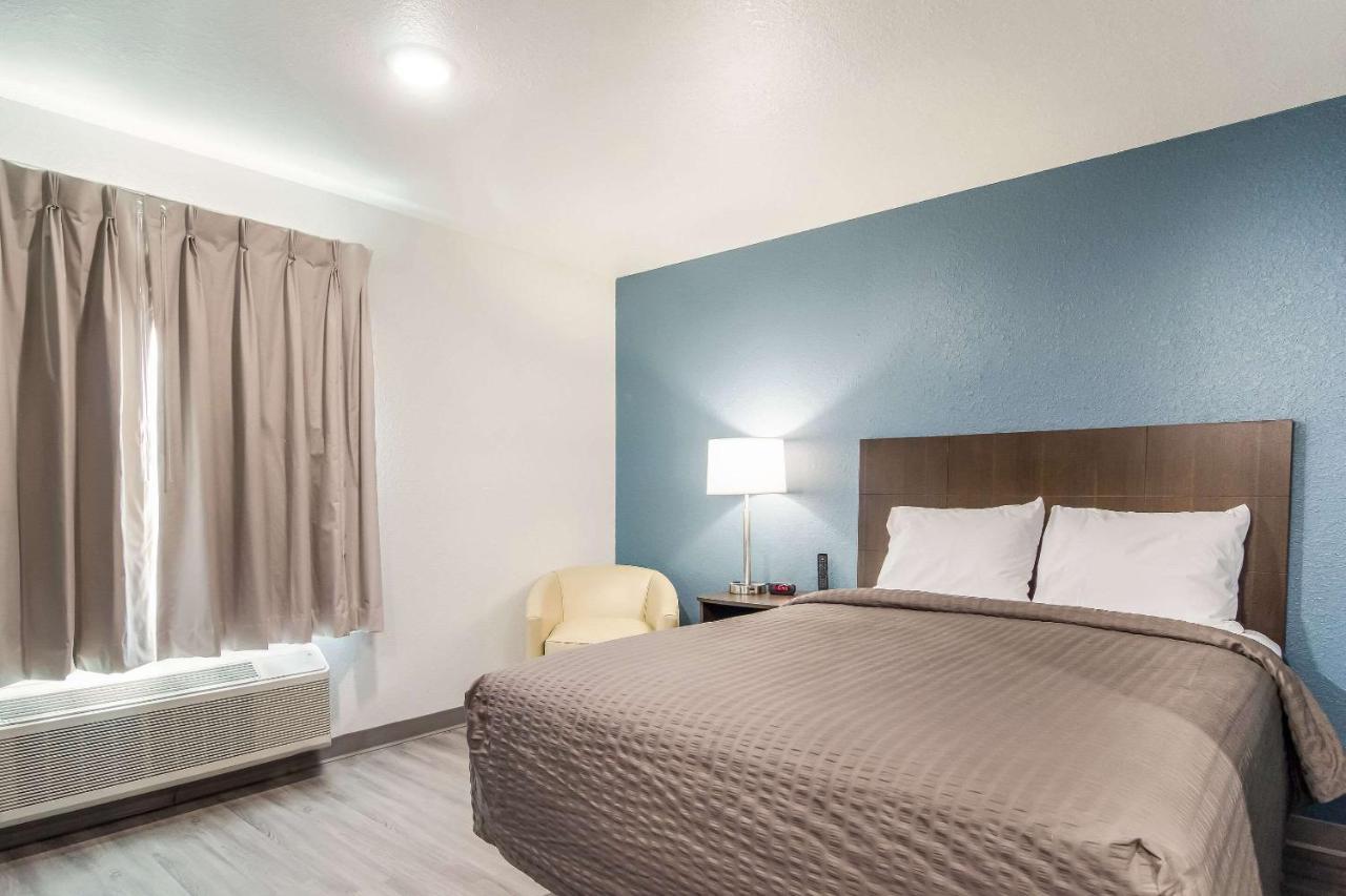 Woodspring Suites Jacksonville Baymeadows Kültér fotó