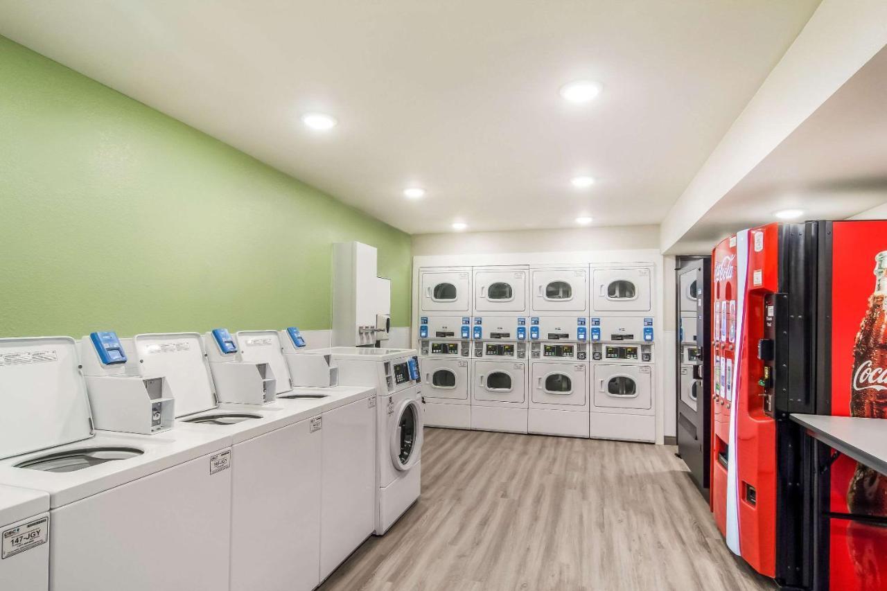 Woodspring Suites Jacksonville Baymeadows Kültér fotó